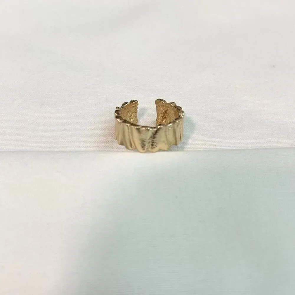 Vintage Inspired Luxury Gold Ring